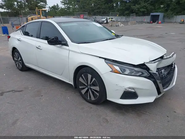 1N4BL4DV0MN393056 — 2021 Nissan Altima, Передняя часть (Front End), фото до ремонта