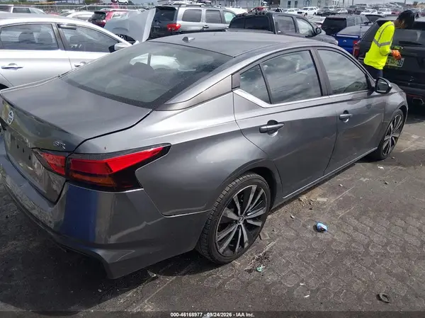 1N4BL4CVXNN334888 — 2022 Nissan Altima, фото 4 с аукциона IAAI, Не указано