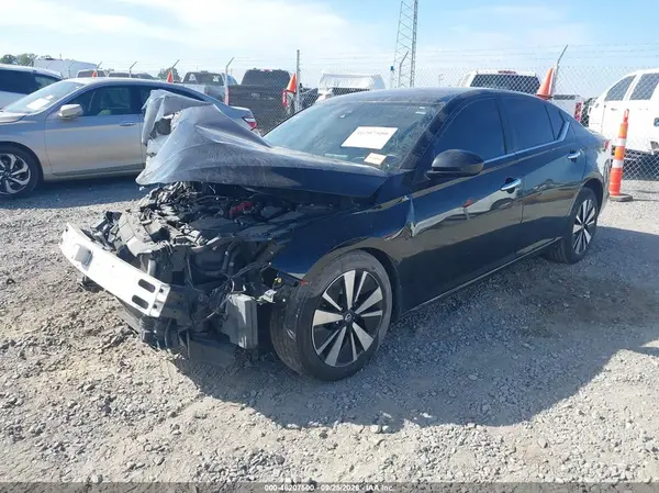 1N4BL4DV3NN319714 — 2022 Nissan Altima, фото 2 с аукциона IAAI, Передняя часть