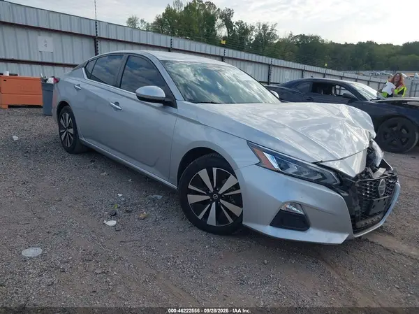 1N4BL4DV2NN328744 — 2022 Nissan Altima, Передняя часть (Front End), фото до ремонта