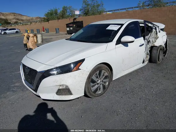 1N4BL4BVXNN311743 — 2022 Nissan Altima, фото 2 с аукциона IAAI, Задняя часть