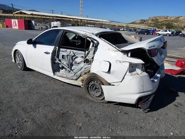 1N4BL4BVXNN311743 — 2022 Nissan Altima, фото 3 с аукциона IAAI, Задняя часть