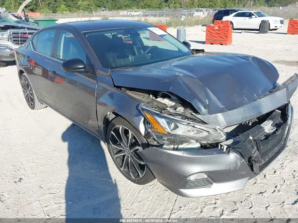 1N4BL4CW9NN393794 — 2022 Nissan Altima, REPOSSESSION, фото до ремонта