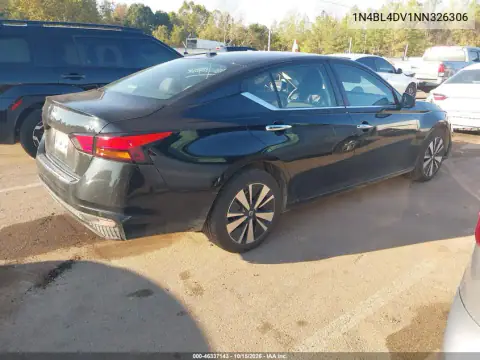 1N4BL4DV1NN326306 — 2022 Nissan Altima, фото 5 с аукциона IAAI, Левый бок
