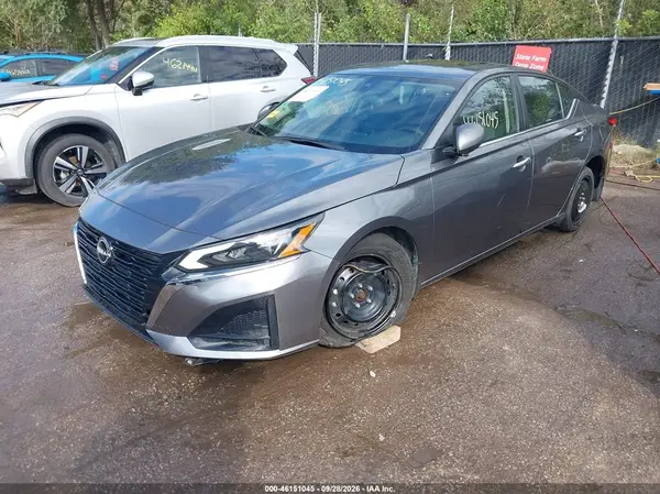 1N4BL4BV9PN355753 — 2023 Nissan Altima, фото 2 с аукциона IAAI, Передняя часть слева