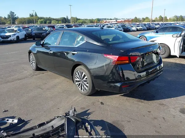 1N4BL4DV7PN318634 — 2023 Nissan Altima, фото 3 с аукциона IAAI, Передняя часть