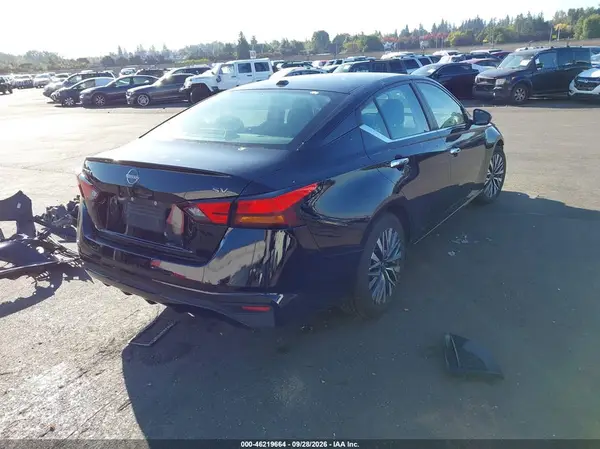 1N4BL4DV7PN318634 — 2023 Nissan Altima, фото 4 с аукциона IAAI, Передняя часть