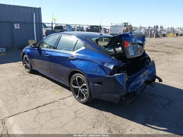 1N4BL4CV0PN331520 — 2023 Nissan Altima, фото 3 с аукциона IAAI, Задняя часть