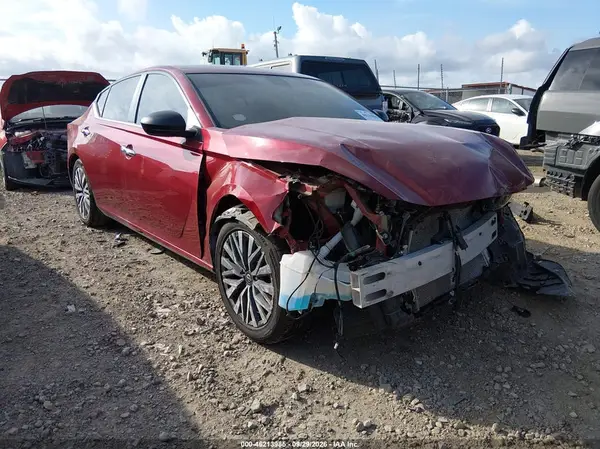 1N4BL4DV0RN338095 — 2024 Nissan Altima, Передняя часть (Front End), фото до ремонта