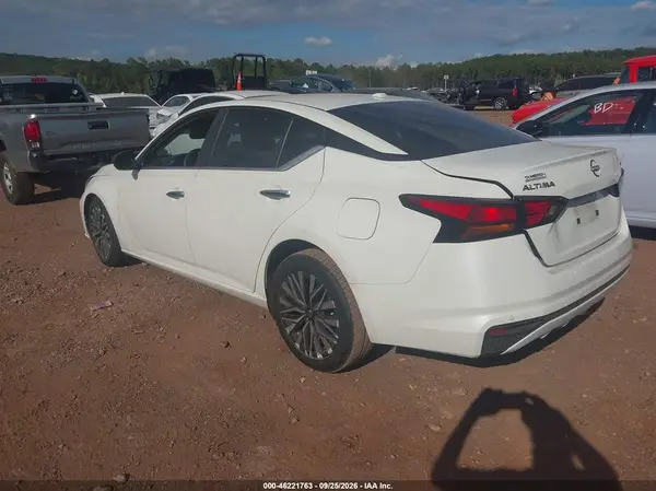 1N4BL4DV4RN434005 — 2024 Nissan Altima, фото 3 с аукциона IAAI, Правый бок
