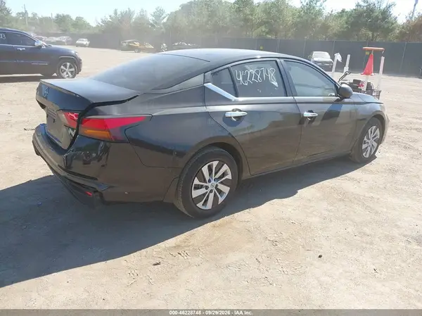 1N4BL4BV4RN423119 — 2024 Nissan Altima, фото 4 с аукциона IAAI, Передняя часть