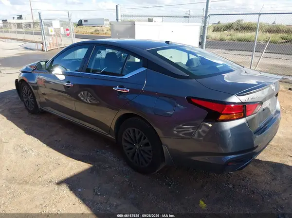 1N4BL4DV2SN414261 — 2025 Nissan Altima, фото 3 с аукциона IAAI, Передняя часть справа