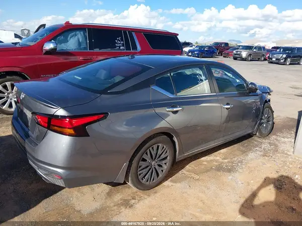 1N4BL4DV2SN414261 — 2025 Nissan Altima, фото 4 с аукциона IAAI, Передняя часть справа
