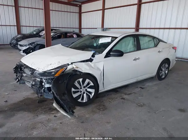 1N4BL4BV1SN328877 — 2025 Nissan Altima, фото 2 с аукциона IAAI, Передняя часть слева
