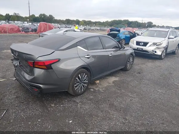 1N4BL4DV7SN380494 — 2025 Nissan Altima, фото 4 с аукциона IAAI, Передняя часть