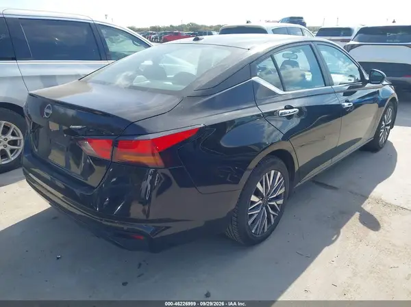1N4BL4DV8SN367883 — 2025 Nissan Altima, фото 4 с аукциона IAAI, Передняя часть