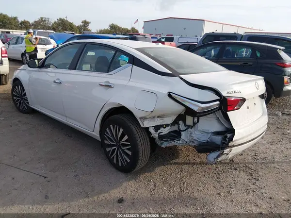 1N4BL4DV7SN321560 — 2025 Nissan Altima, фото 3 с аукциона IAAI, Задняя часть слева