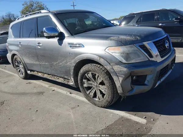 JN8AY2NF8H9304422 — 2017 Nissan Armada, Передняя часть справа (Right Front), фото до ремонта