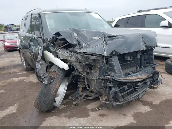 JN8AY2AC6P9181696 — 2023 Nissan Armada, Передняя часть (Front & Rear), фото до ремонта