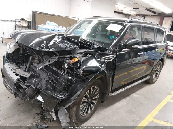 JN8AY2BB4P9832667 — 2023 Nissan Armada, фото 2 с аукциона IAAI, Передняя часть