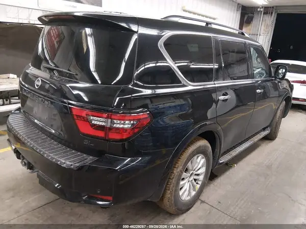 JN8AY2BB4P9832667 — 2023 Nissan Armada, фото 4 с аукциона IAAI, Передняя часть