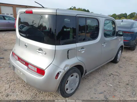 2010 Nissan Cube 1.8 VIN JN8AZ2KR5AT167461 фото 5