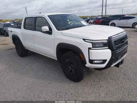 1N6ED1EK8TN635160 — 2026 Nissan Frontier PRO-4X 4X4, Передняя часть (Front End), фото до ремонта