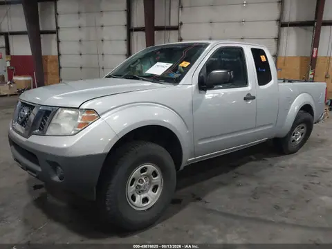 2015 Nissan FRONTIER S VIN 1N6BD0CT3FN739794 фото 2