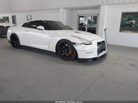 JN1AR5EF0FM280706 — 2015 Nissan GT-R Premium, Задняя часть слева (Left Rear), фото до ремонта