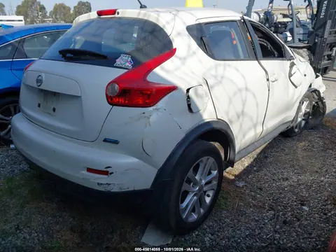 2014 Nissan JUKE S VIN JN8AF5MR9ET452631 фото 4