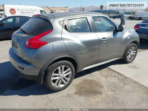 JN8AF5MV7BT024291 — 2011 Nissan Juke, фото 4 с аукциона IAAI, Вандализм