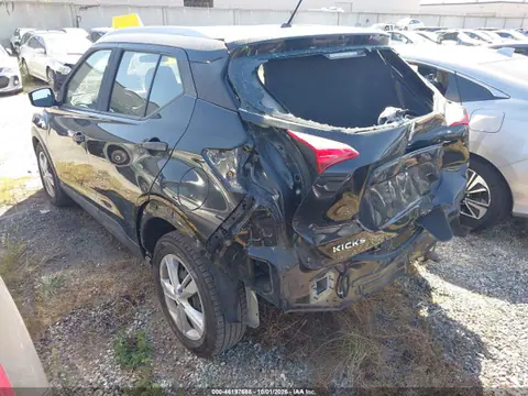 2019 Nissan KICKS S VIN 3N1CP5CU4KL506816 фото 3
