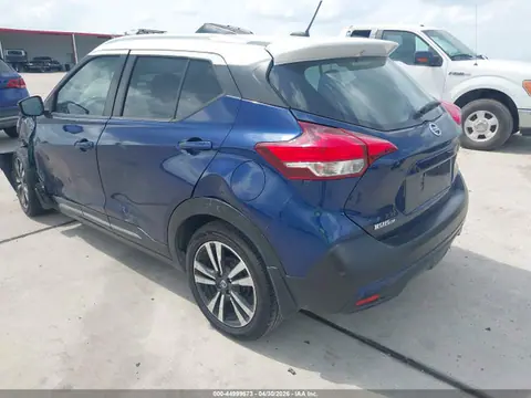 2019 Nissan KICKS SR VIN 3N1CP5CU7KL534190 фото 3