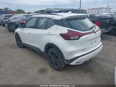 2024 Nissan KICKS SR VIN 3N1CP5DV6RL576593 фото 3