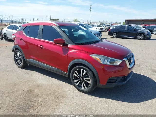 2018 Nissan KICKS SV VIN 3N1CP5CU8JL530485 фото 1