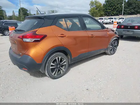 2018 Nissan KICKS SV VIN 3N1CP5CU5JL501669 фото 4