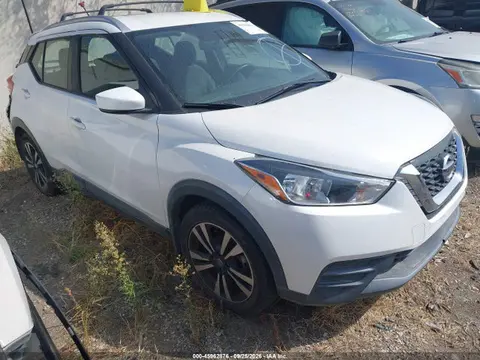 3N1CP5CU8KL540449 — 2019 Nissan Kicks SV, Задняя часть (Rear), фото до ремонта