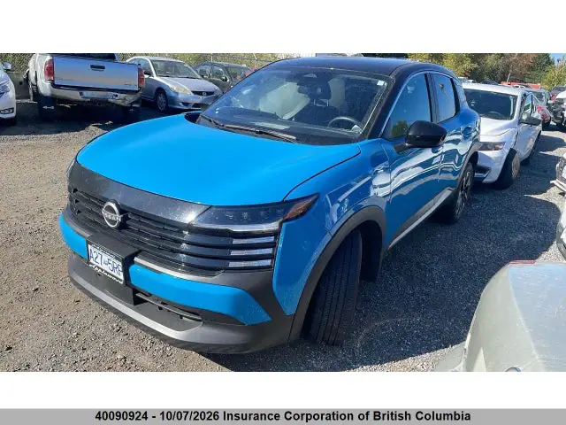 3N8AP6CB8TL403512 — 2026 Nissan Kicks, фото 2 с аукциона IAAI 14.10.2026, Передняя часть справа