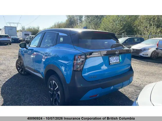 3N8AP6CB8TL403512 — 2026 Nissan Kicks, фото 3 с аукциона IAAI 14.10.2026, Передняя часть справа