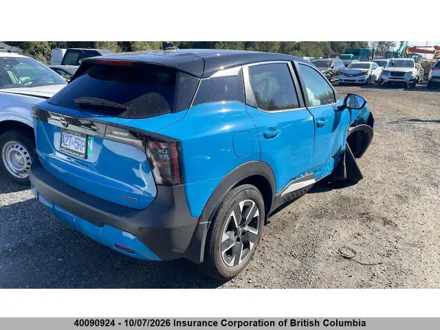3N8AP6CB8TL403512 — 2026 Nissan Kicks, фото 4 с аукциона IAAI 14.10.2026, Передняя часть справа