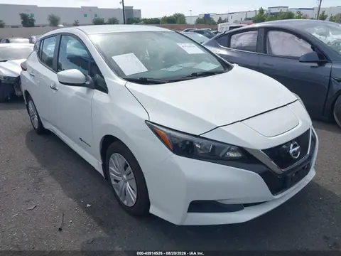 1N4AZ1CP1KC303854 — 2019 Nissan LEAF S, Левый бок (Left Side), фото до ремонта