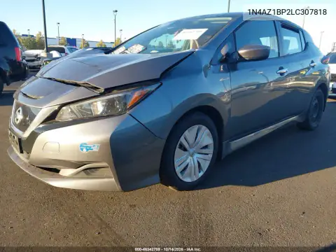 1N4AZ1BP2LC307818 — 2020 Nissan Leaf, фото 2 с аукциона IAAI, Передняя часть справа