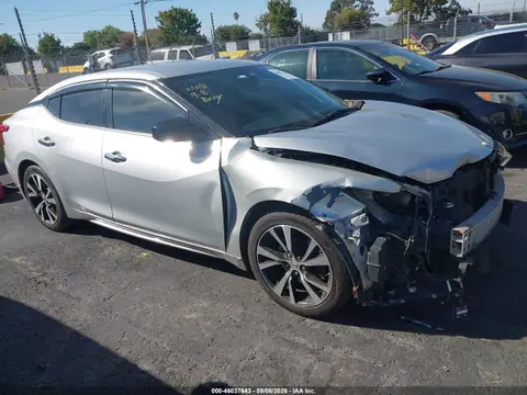 1N4AA6AP7JC389502 — 2018 Nissan Maxima 3.5 S, Передняя часть (Front End), фото до ремонта