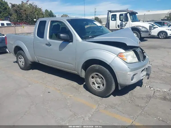 1N6BD0CT4GN717515 — 2016 Nissan Navara (Frontier), Передняя часть (Front End), фото до ремонта