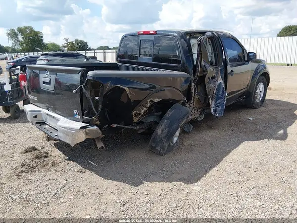 1N6DD0ER0HN775889 — 2017 Nissan Navara (Frontier), фото 4 с аукциона IAAI 14.10.2026, Повреждения со всех сторон
