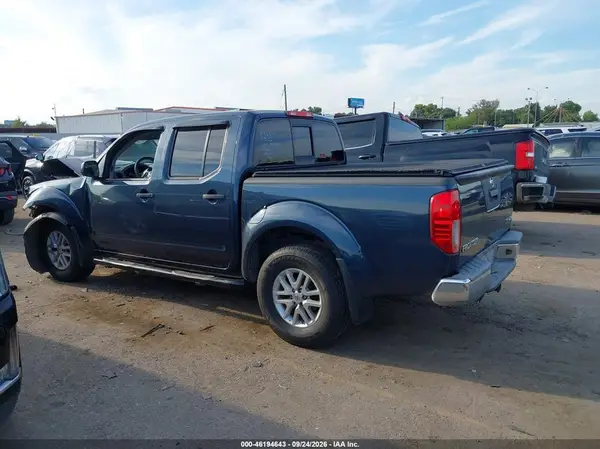 1N6AD0EV0HN758087 — 2017 Nissan Navara (Frontier), фото 3 с аукциона IAAI, Передняя часть