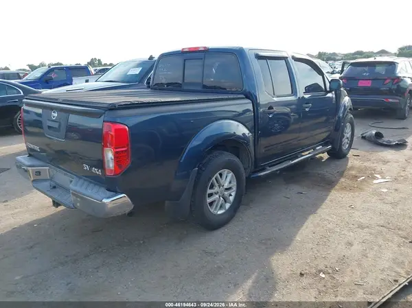 1N6AD0EV0HN758087 — 2017 Nissan Navara (Frontier), фото 4 с аукциона IAAI, Передняя часть