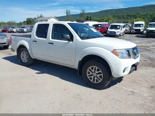 1N6AD0EV5JN762402 — 2018 Nissan Navara (Frontier), Левый бок (Left Side), фото до ремонта