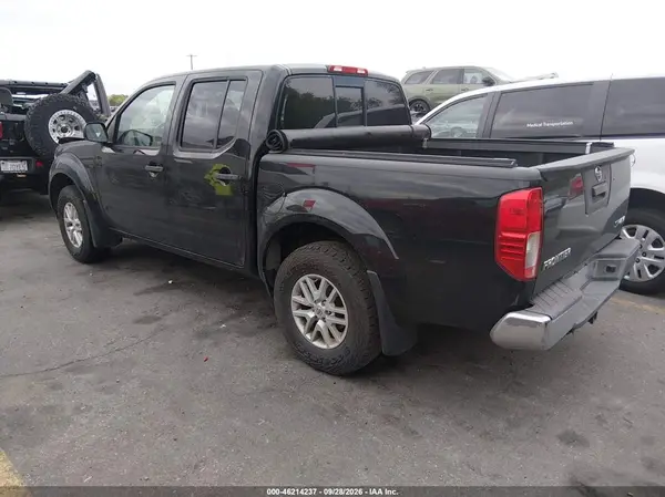 1N6AD0EV7JN738781 — 2018 Nissan Navara (Frontier), фото 3 с аукциона IAAI, Передняя часть