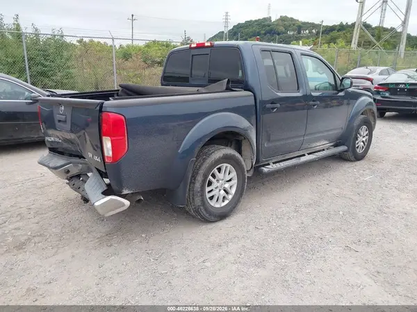 1N6AD0EVXJN757602 — 2018 Nissan Navara (Frontier), фото 4 с аукциона IAAI, Передняя и задняя части